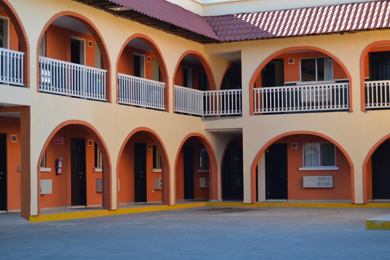 Las Torres Hotel Mexicali Luaran gambar